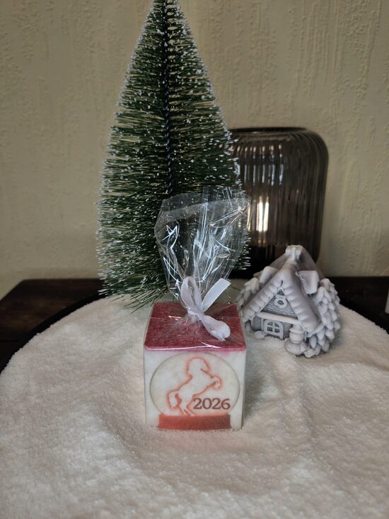 2026 uguns zirgs - aromātiska svece