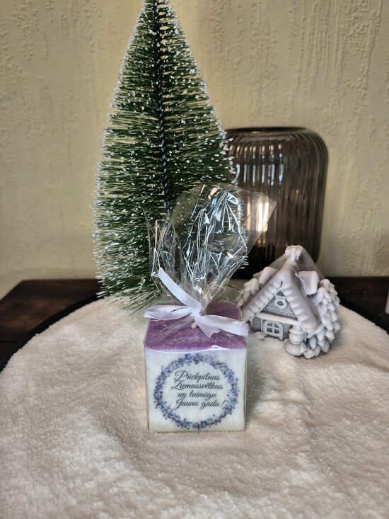  Pasakainus svētkus - aromātiska svece 